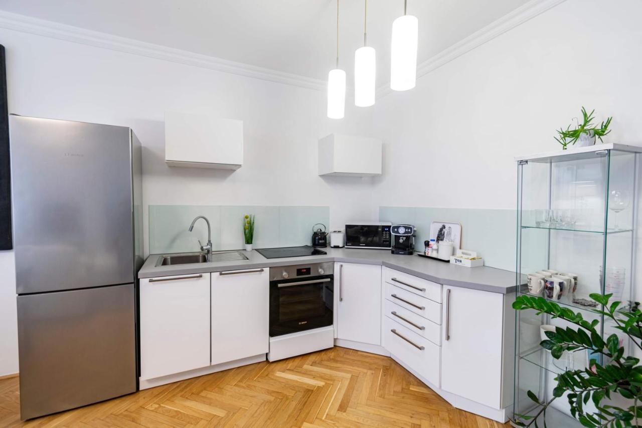 Budacastle Panoramic Luxurious Family Apt, Free Parking Included Budapest Exterior photo